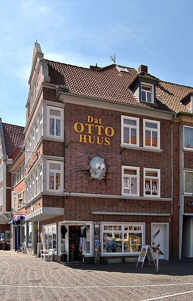 File:Emden, Otto-Huus, 2010-06 CN-02.jpg