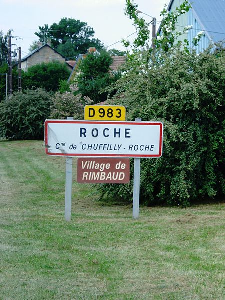 File:Entrée Roche, Village de Rimbaud.jpg