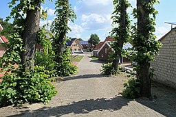 Zum Friedhof in Esterwegen
