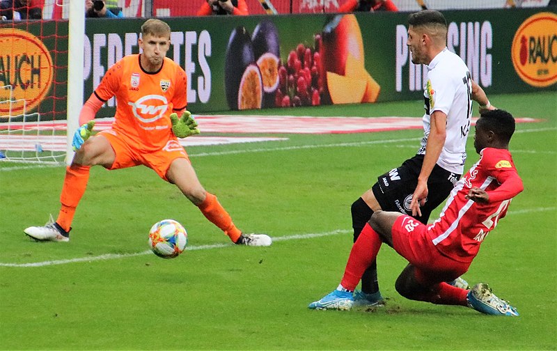 File:FC RB Salzburg gegen SCR Altach (5. Oktober 2019) 40.jpg