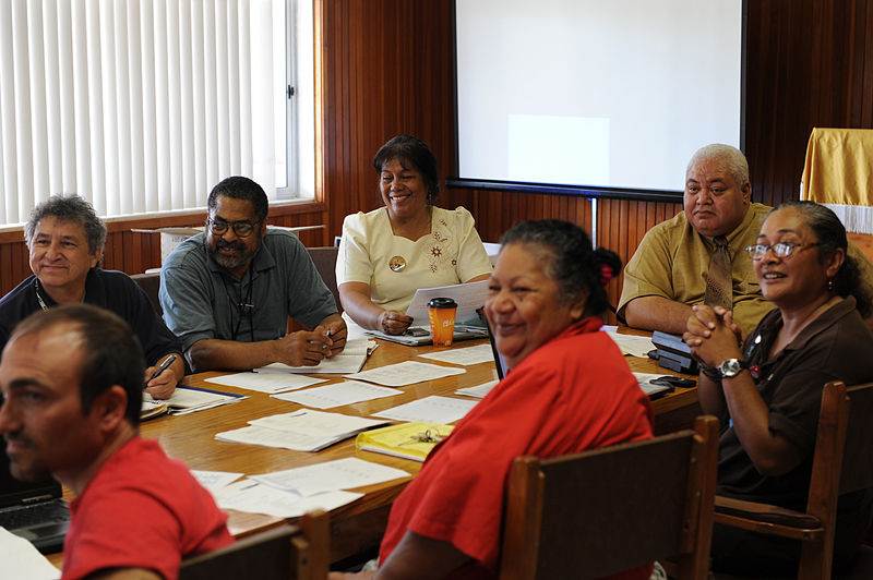 File:FEMA - 42087 - Meeting in American Samoa.jpg