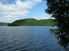 Foret-la-Blanche Lac la Blanche.JPG