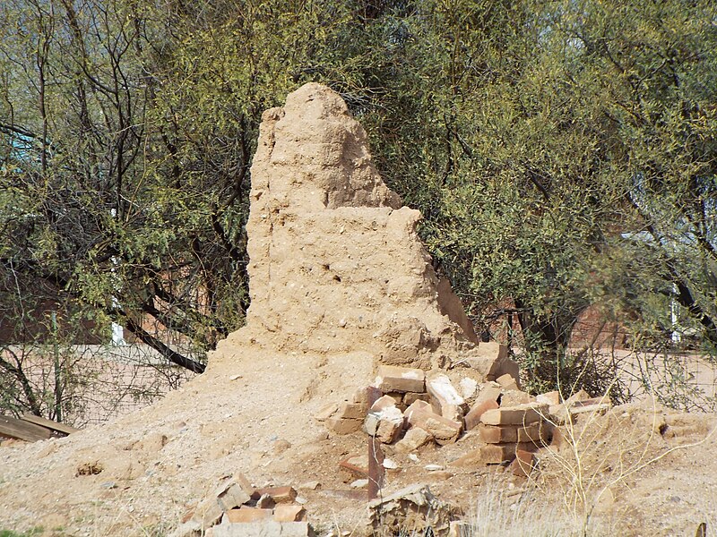 File:Fort McDowell Yavapai Nation-Fort McDowell Ruins-2.jpg