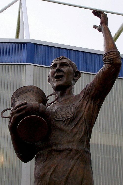 Statue of Keenor outside the Cardiff City Stadium