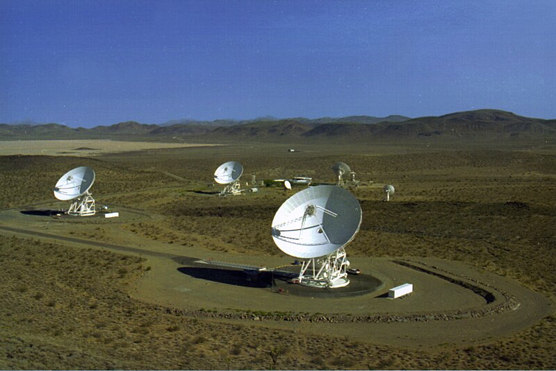 File:Goldstone Deep Space Communication Complex - GPN-2000-000506.jpg