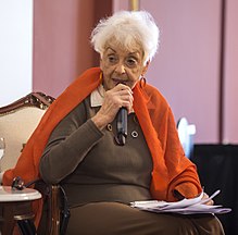 Graciela Fernández Meijide (30011827421) .jpg