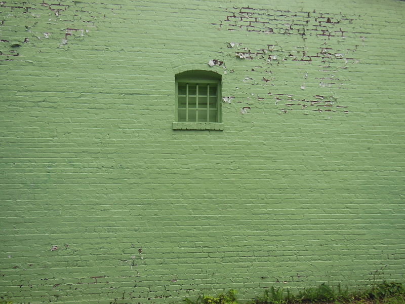 File:Green Alley Wall Durham.JPG