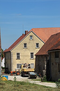 Gutshof Burgstall, Gutshaus 002