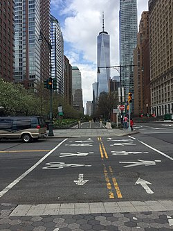 Hudson River Greenway vedoucí na sever od Battery.jpg