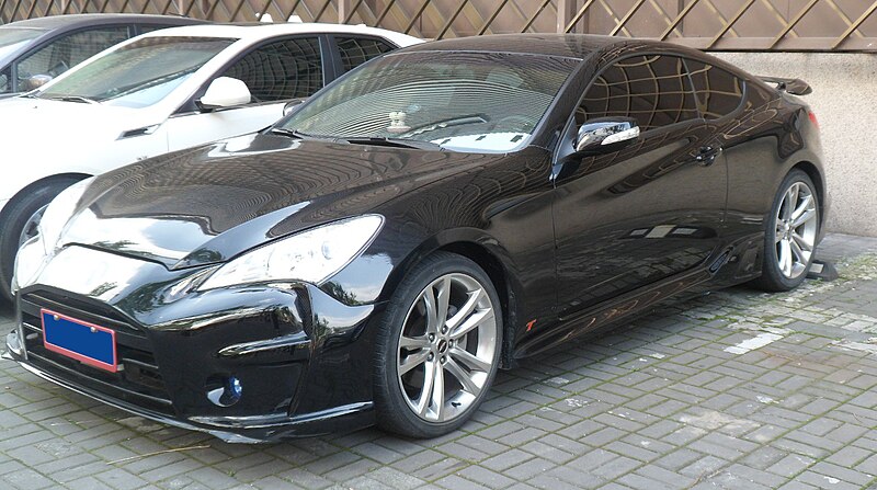 File:Hyundai Rohens coupe China 2012-04-28.jpg