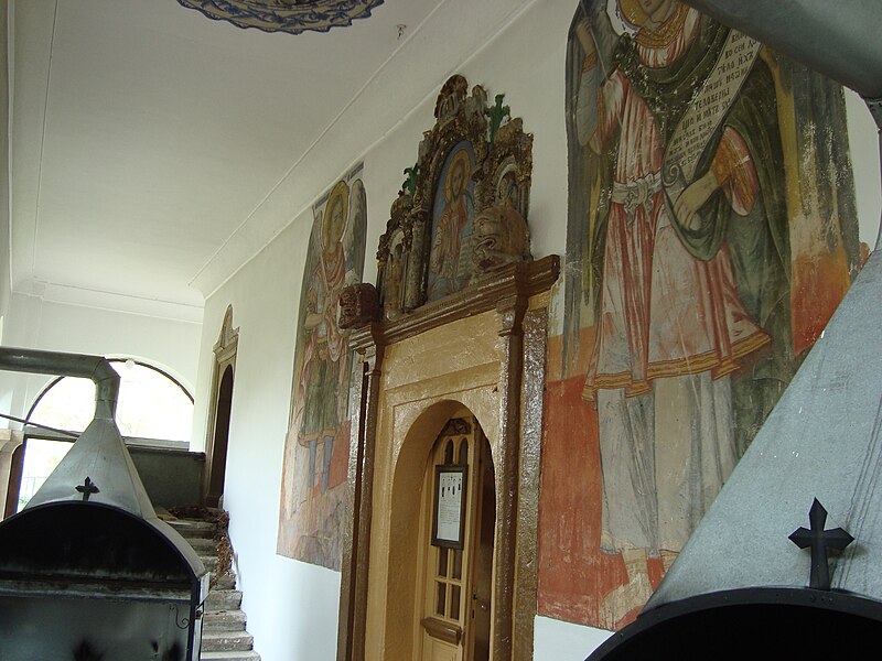 File:In the church St. Nikola in Kumanovo.JPG