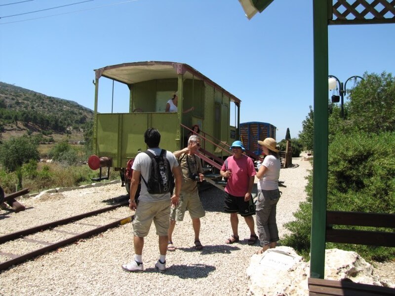 File:Israel Hiking Map תחנת רכבת העמק משוחזרת.jpeg