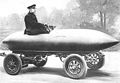 1899年: ラ・ジャメ・コンタント（英語版） (史上初の時速100㎞超え。かつ電気自動車による最後の地上最高速度記録)
