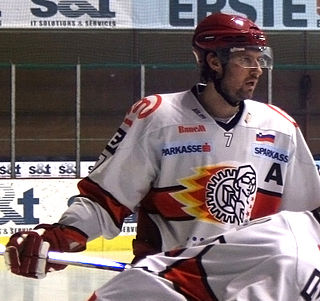 <span class="mw-page-title-main">Yan Golubovsky</span> Russian ice hockey player (born 1976)