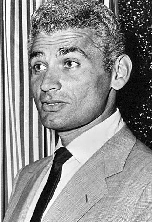 Actor Jeff Chandler played Shayne in the radio series.