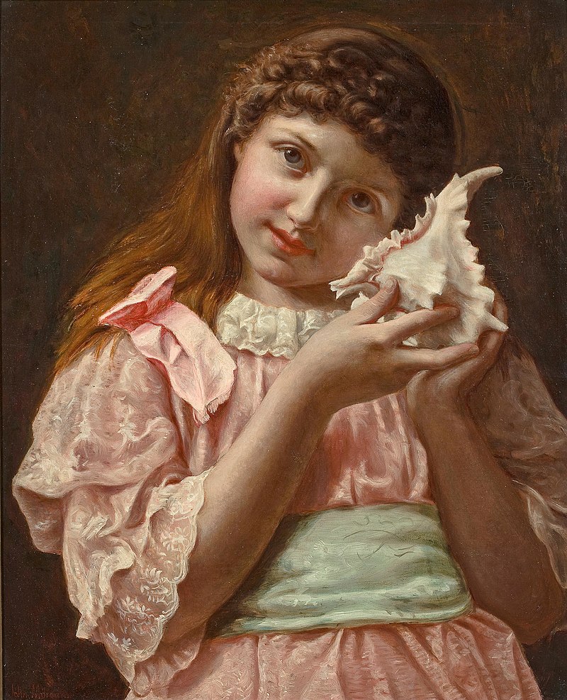 Девочка с морской раковиной