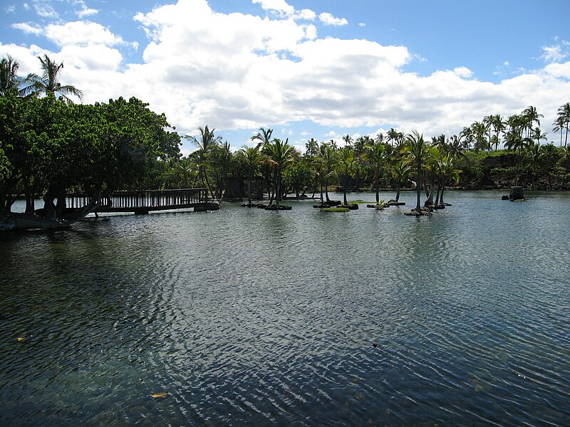 File:Kalahuipua'a fishponds.jpg