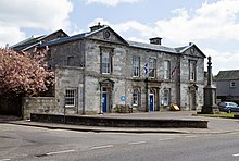 County Buildings, Kinross, the former headquarters of Kinross-shire County Council Kinross-shire Offices and War Memorial (geograph 2406703).jpg