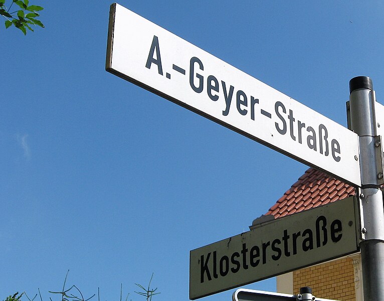 File:Klosterstraße Eisenberg 1.jpg