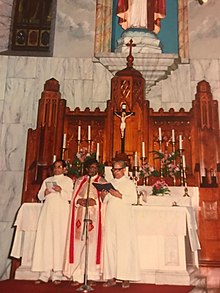 Knanaya priests chant Bar Maryam.jpg