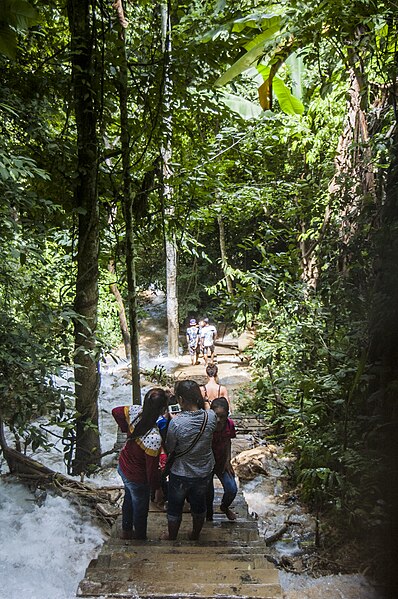 File:Laos 2015 (22126498438).jpg