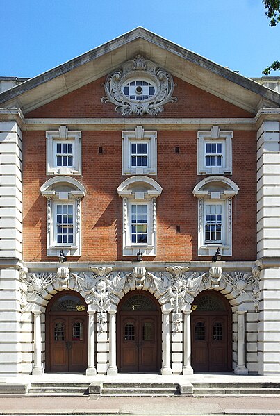 File:London, Woolwich-Centre, Market St, Woolwich Town hall2.jpg