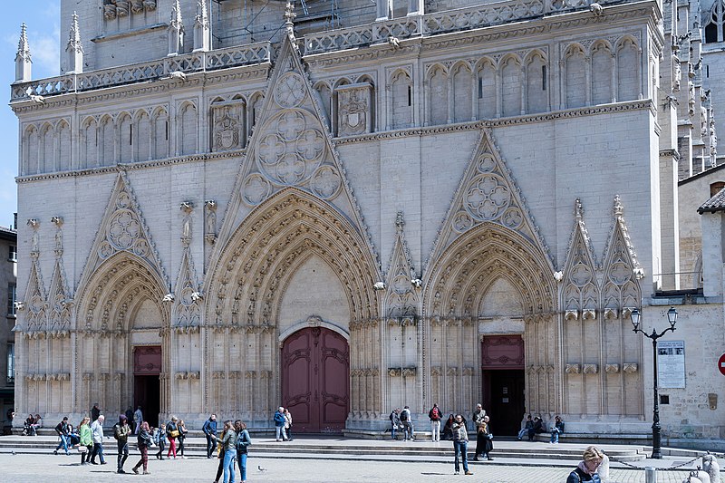 File:Lyon - Cathédrale Saint-Jean - Portail.jpg