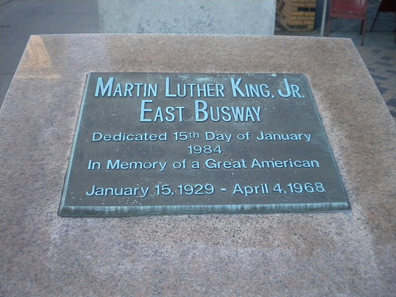 File:MLKEastBuswayPlaque.JPG