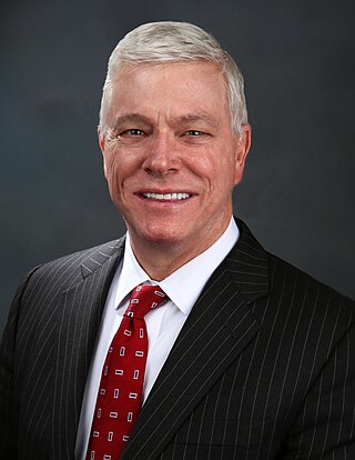 <span class="mw-page-title-main">Peter Kinder</span> American lawyer and politician (born 1954)