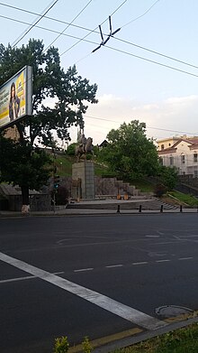 Marshal Baghramyan avenue Yerevan 42.jpg