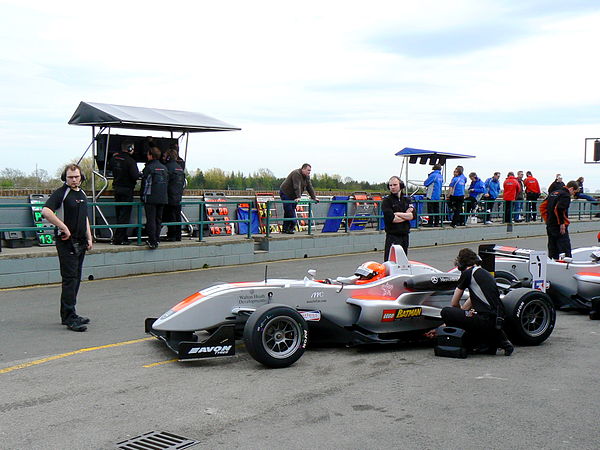 Chilton qualifying for Hitech Racing at the Croft round of the 2008 British Formula 3 season