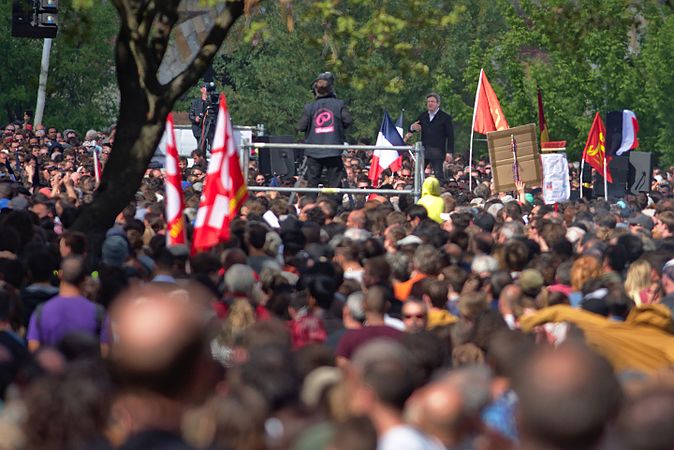 Français : Meeting politique de Jean-Luc Mélenchon à la prairie des Filtres de Toulouse, le 16 avril 2017. English: Political meeting of Jean-Luc Mélenchon in Toulouse, on 16 April 2017.