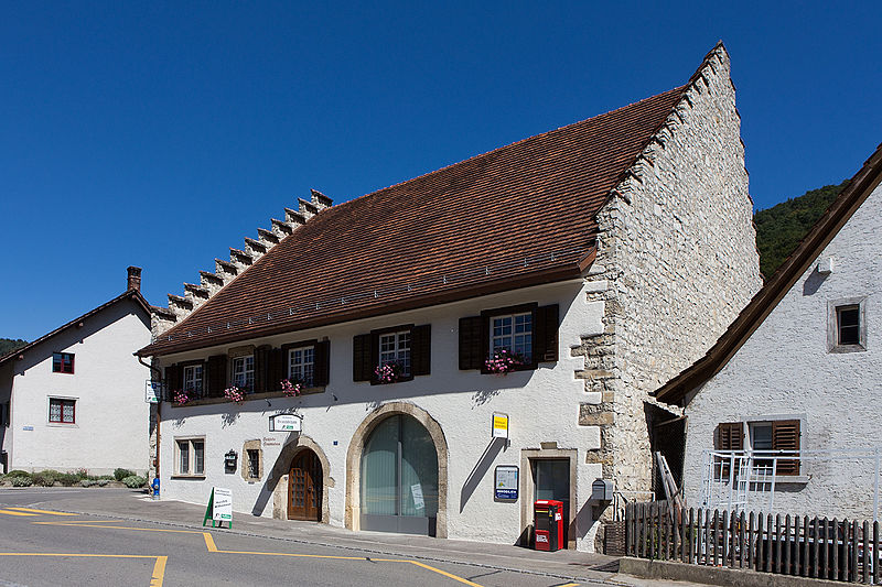 File:Merishausen-Gemeindehaus.jpg