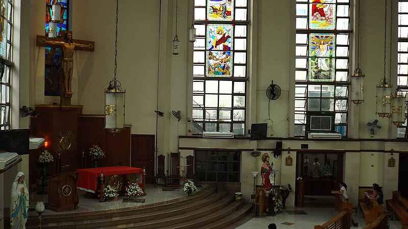 File:National Shrine of St. Jude Manila 06.jpg