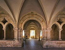 Salle capitulaire de l'abbaye de Noirlac, dans le Cher