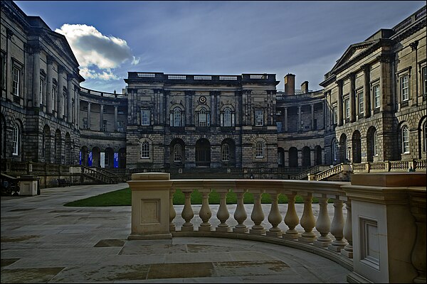 Old College's Neoclassical style