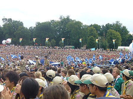 Tập_tin:Opening_ceremony_of_the_21st_World_Scout_Jamboree_at_Hylands_Park,_Chelmsford,_Essex_-_20070728.jpg