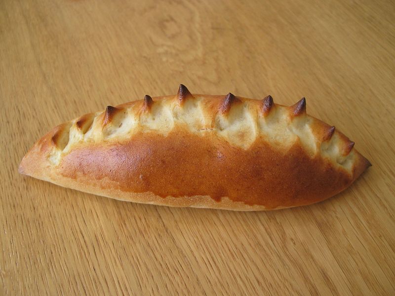 File:Pain au lait.jpg