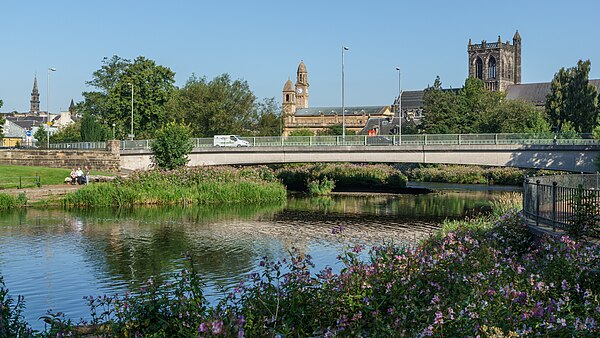 Paisley town centre with White Cart Water. Taken from Seedhill.