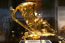 A golden rhyton, one of the items in the Thracian Panagyurishte treasure from Bulgaria, dating from the 4th to 3rd centuries BC Panagyurishte gold.jpg