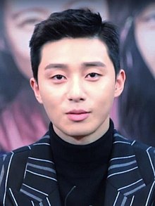 Parko Seo-joon en Hwarang Promotion.jpg