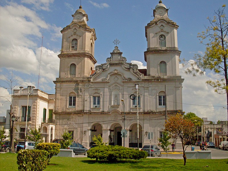 File:Parroquia Nuestra Señora del Pilar, Pilar 2017.jpg