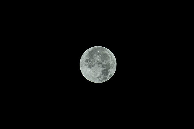 Full moon. Photo by Satwika02