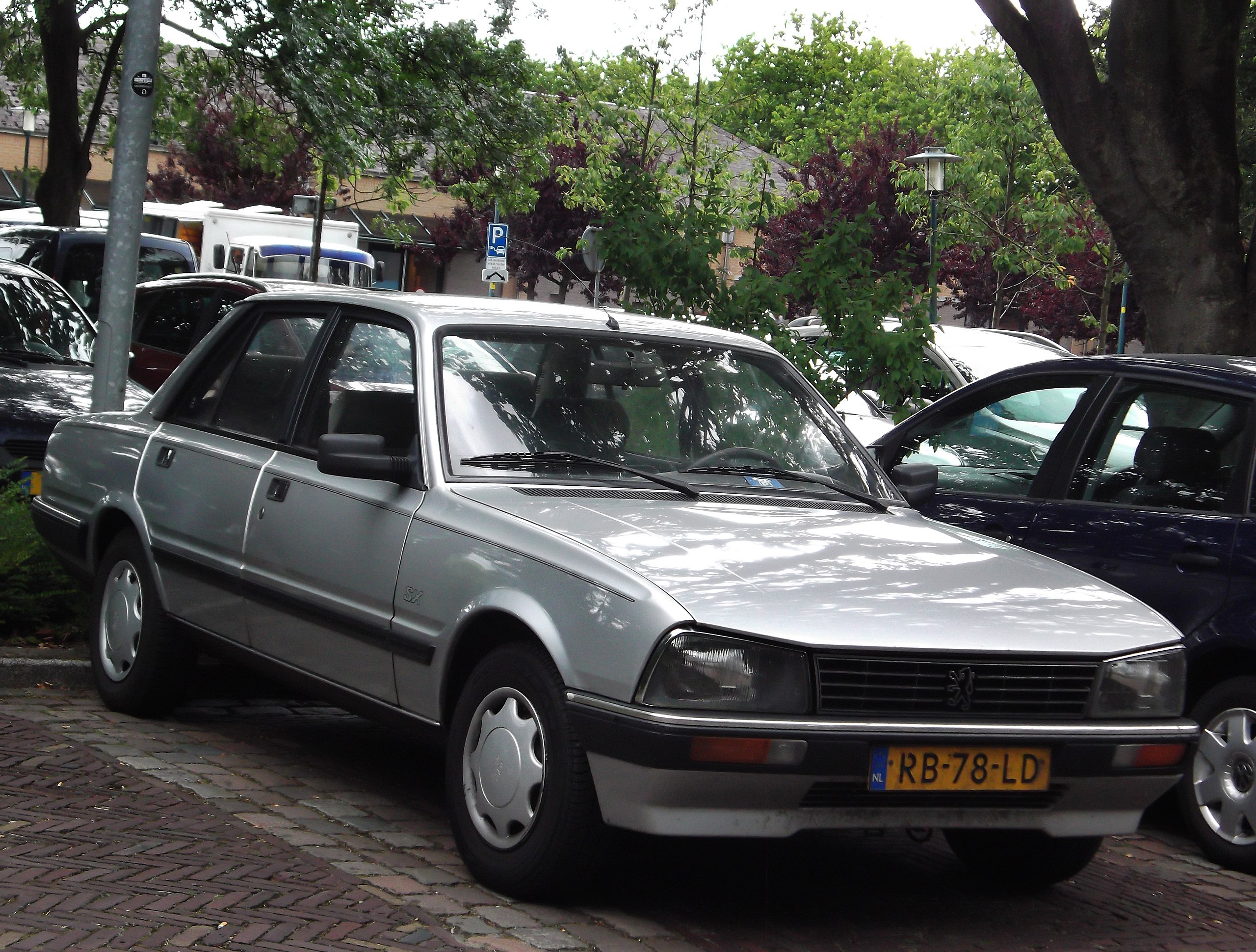 The Peugeot 505 Built for French Colonies (and American