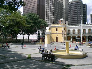 Plaza El Venezolano.jpg