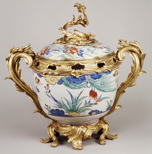 Potpourri bowl with cover (one of a pair), Japanese with French mounts