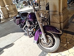 Purple_Harley_Davidson_%E2%80%93_Front.jpg