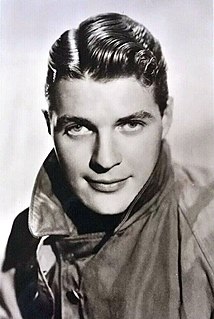 Robert Kent (actor) American actor (1908–1955)