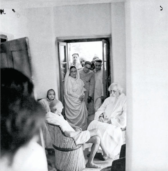 File:Rabindranath Tagore with Mahatma Gandhi and Kasturba Gandhi in Shantiniketan.jpg