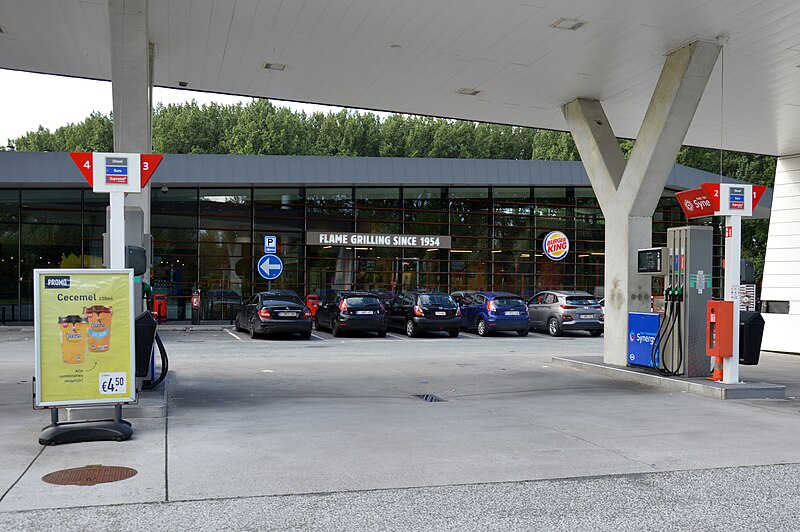 File:Rest area Drongen-Noord exterior.jpg